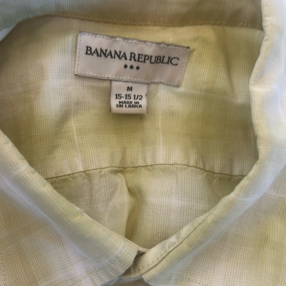 Banana Republic medium neck size 15– 15 1/2 Safari style button down casual - Picture 2 of 6